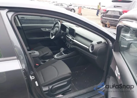 2024 Kia Forte Lx из США, поврежденный, VIN 3KPF24AD8RE699153